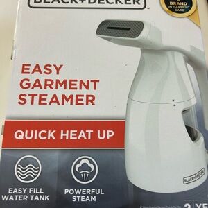 Black & Decker Portable Garment Steamer - White and Gray